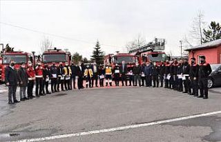 Sivas Belediyesi, itfaiye erlerine ilk yardım sertifikası