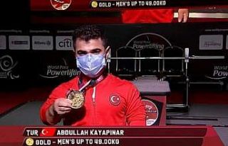 Sivaslı ‘Minik Herkül’ dünya şampiyonu oldu!