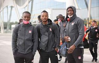 Sivasspor, İstanbul’a ulaştı