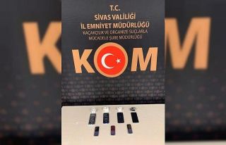 Sivas’ta Gümrük kaçağı 7 telefon ele geçirildi