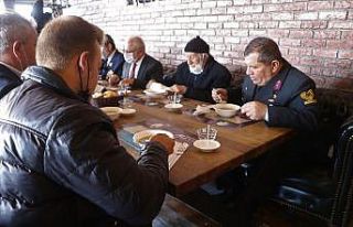 Sivas’ta tüm lokanta ve kafelerde müşterilere...