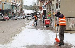 Sivrihisar’da karla mücadele çalışmaları