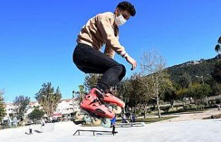 Skate Park’a gençlerden yoğun ilgi