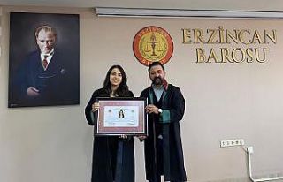 Stajyer avukatlar ruhsatnamelerini aldılar