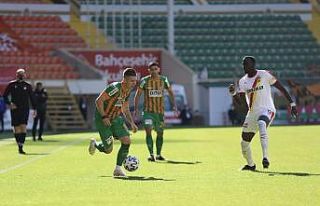 Süper Lig: Aytemiz Alanyaspor: 0 - Göztepe: 1 (İlk...