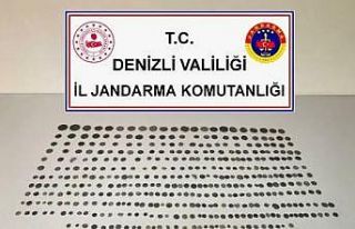 Şüphe üzerine durdurulan araçtan onlarca tarihi...