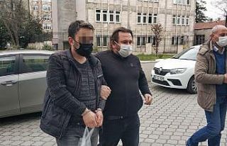 Şüphe üzerine yapılan aramada 249 adet ekstasy...