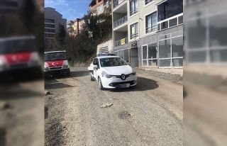 Sürücü adayları da usta öğreticiler de mahalleli...