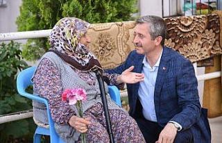 Tahmazoğlu yaşlılar haftasını kutladı