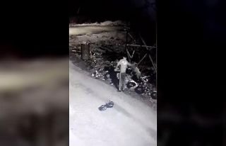 Tanınmamak için maske takan hırsız, maskeyi çöpe...