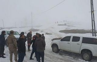 Tatvan’da helikopter düştü