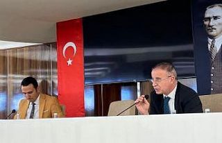 Tekcan, Gazi kentin sosyal medya ağını anlattı
