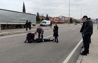 Tekirdağ’da yola fırlayan yayaya tır çarptı,...