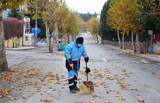 Temizlik işçisinin duyarlılığı takdir topladı