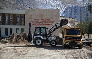 Tınaztepe Aile Sağlığı Merkezi çevre düzenlemesi...