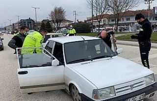 Trafik denetimlerinde kusurlu araçlara ceza yağdı