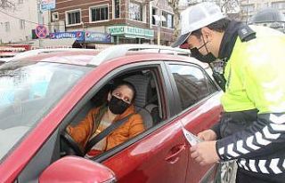 Trafik polisleri halkın güvenliği için iş başında