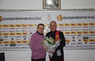 TSYD’den Cengiz Seçsev’e hayırlı olsun ziyareti