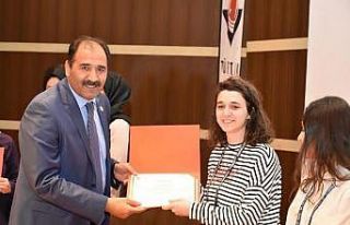 TÜBİTAK 2204/A kategorisinde Erzincan Türkiye birincisi