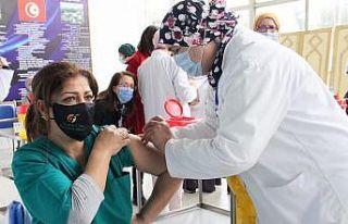 Tunus’ta Sputnik V aşısı 81 kişide yan etki...