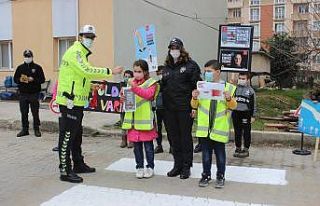 Türkeli’de yaya geçitlerine ’kırmızı çizgi’...