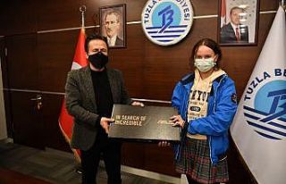 Tuzla’da öğrenciler bir yılda 13 ton bitkisel...