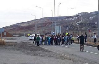 Tuzluca’da öğrenciler arası koşu yarışması...
