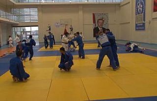 Ukrayna, Kazakistan ve Litvanya milli takımları...