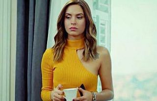 Ünlü oyuncu Ayşegül Çınar uyuşturucudan gözaltına...