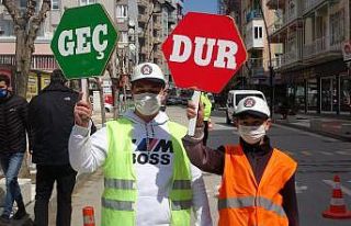 Uşak’ta kırmızı çizgi yaya önceliği