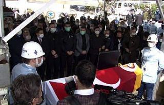 Usta oyuncu Rasim Öztekin son yolculuğuna uğurlandı