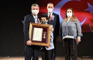 Vali Erin, "Milletimizin çıkarlarının olduğu...