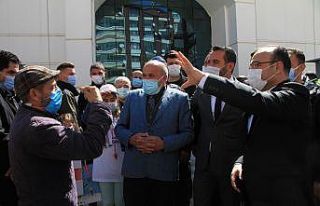 Vali Erkaya Yırık,”Salgınla ancak hep birlikte...