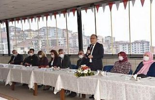 Vali Tutulmaz Huzurevinde yaşlılar ile bir araya...