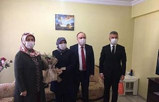 Vali Tutulmaz’dan şehit ailelerine ziyaret