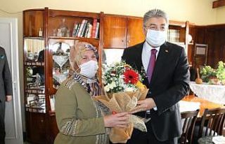 Vali Yılmaz’dan 40 yıllık vefa