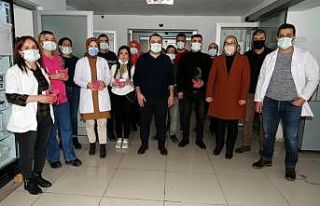 Van Büyükşehir Belediyesi sağlık çalışanlarını...
