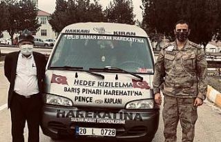 Van’a gelen ‘Elmacı Dede’ İl Jandarma Komutanlığını...