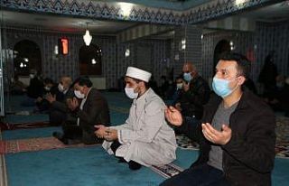 Varto’da Berat Kandili programına yoğun ilgi