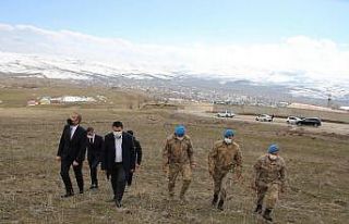 Varto’da Çanakkale şehitleri anısına dev Türk...