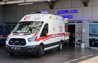 Yanlışlıkla ilaç içen çocuk ölümden döndü