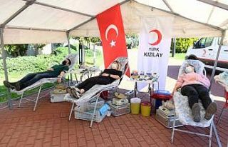 Yenişehir belediyesi personelinden kan ve kök hürce...