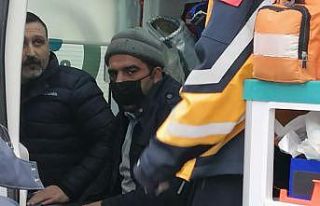 Yoldan geçen vatandaşın teklifi intihardan vazgeçirdi