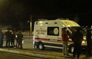 Yolun karşısına geçerken otomobilin çarptığı...