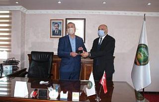 Yunak’ın yeni belediye başkanı Ali Konak oldu