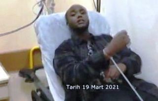 Yunanlılar tarafından elleri kelepçeli denize atılan...