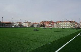 Yunuskent Futbol Sahası’nda yenileme çalışmaları...