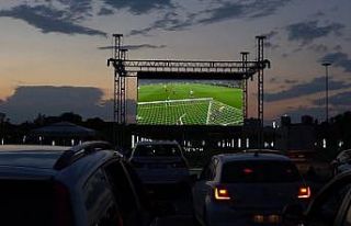 Yüreğir Belediyesi’nden ‘Arabada Derbi Keyfi’