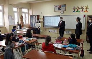 Yüz yüze eğitimin başladığı okullarda virüs...