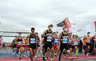16. İstanbul Yarı Maratonu heyecanı pazar günü